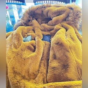 George’o  and Mario Green Hooded Fur Lined Jacket M WARM❄️❄️🔥🔥